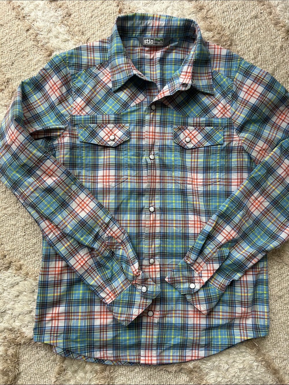 Stio kid’s Eddy shirt